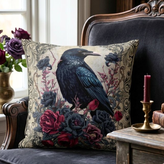 Gotisk Korp och Rosor Kudde (Dark Academia Gothic Raven floral throw pillow)