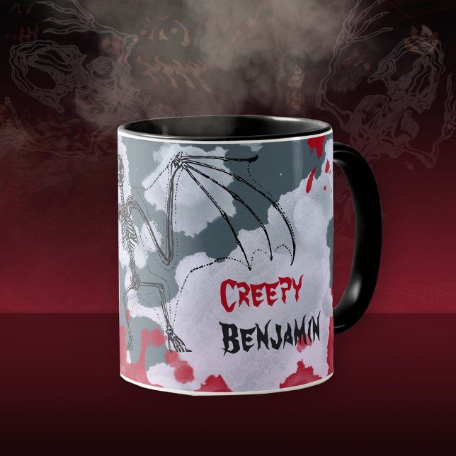 Gotisk kuslig fladdermus skelett Halloween-present Mugg (Creepy Halloween Bat Skeleton Your Name Mug ©Susanne Sachers - Sunny Mind Design 🌞)