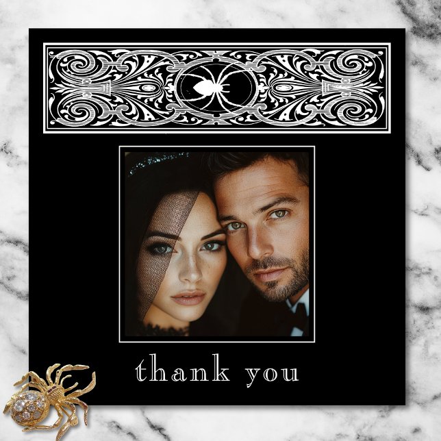 Gotisk kuslig spindel svart vit bröllopsfoto tack kort (Gothic Spooky Spider Black White Wedding Photo Thank You Card)