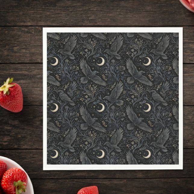 Gotisk Onyx Celestial Korp Pappersservett (A moody celestial raven napkin for dark academia fans hosting a Halloween party.)