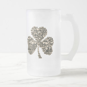 Gotisk Shamrockdöskallar Frostat Ölglas