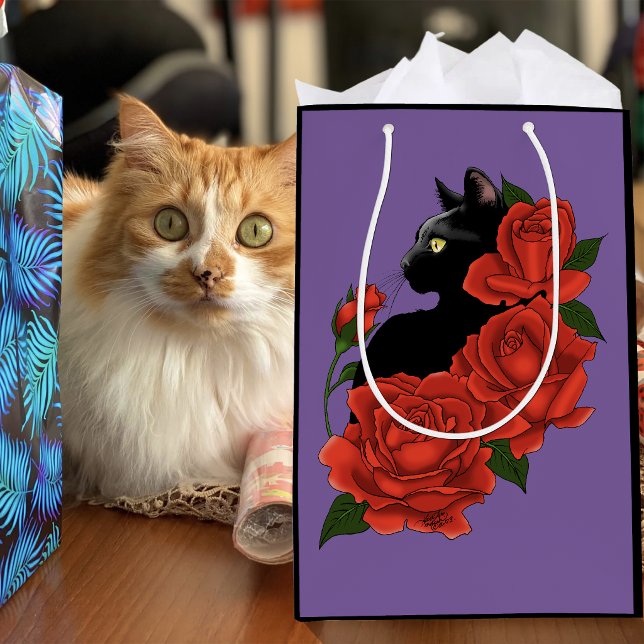Gotisk Svart Katt Röda Rosor Lila (Skapare uppladdad)
