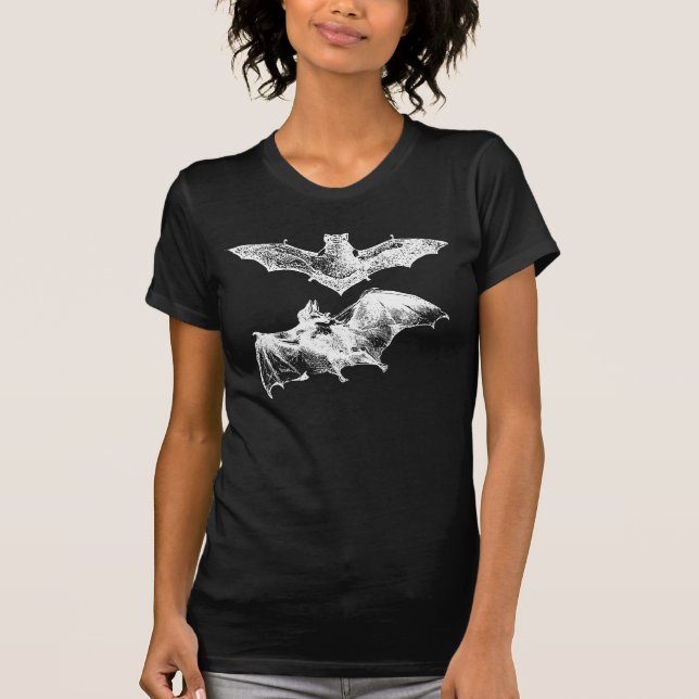 GOTISKA FLADDERMÖSS TEE (Framsida)