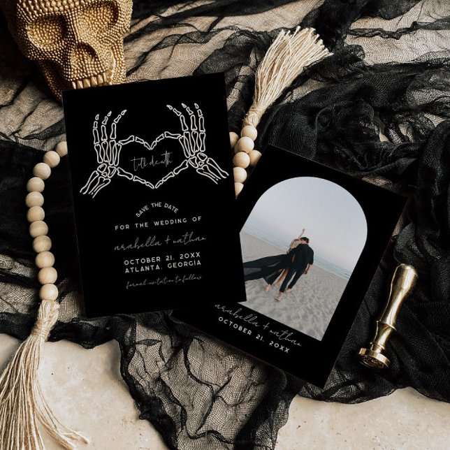 gotiskt spara datumet, spara datumet i svart Bröll Inbjudningar (Skapare uppladdad)