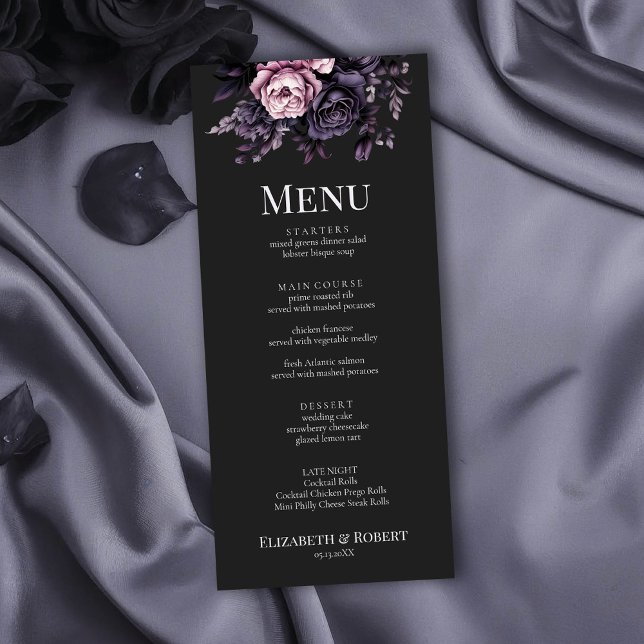 Gotiskt svart blomsterbröllopsmeny Kort (Gothic Black Floral Wedding Menu Card on a gothic wedding table with black roses)