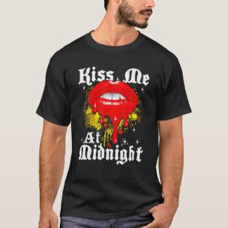 Gott nytt år Kväll Kiss Me vid midnatt Läppar T Shirt