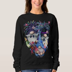 Gott nytt år NYE Party Tomte Three Garden Gnome T Shirt