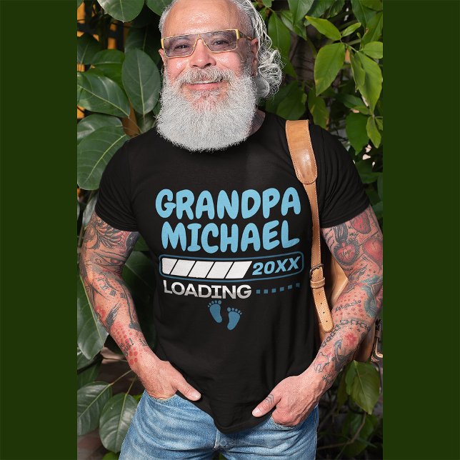 GPS-inläsning - anpassat namnår T Shirt (Grandpa Loading Funny Custom Name Year T-Shirt)