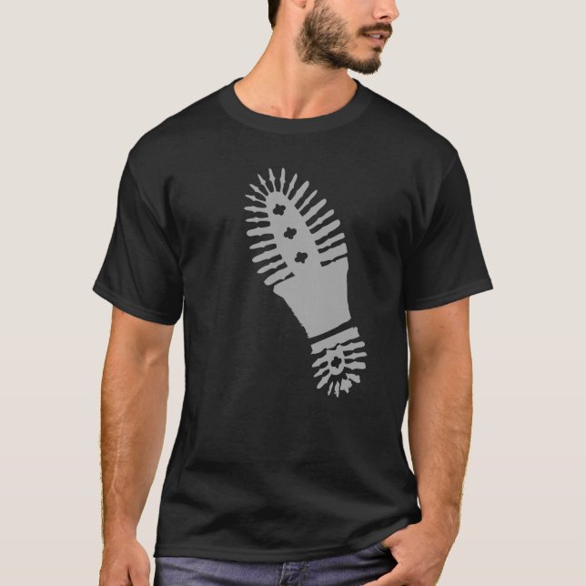 Grå Bootprint (stor) T-tröja Tee Shirt (Framsida)