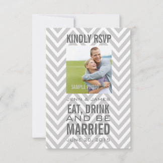 Grå Chevron Ät Drick Var Gift Bröllop RSVP OSA Kort