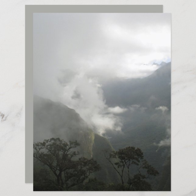 Grå dimmiga moln scrapbookpapper (Fram/baksida)