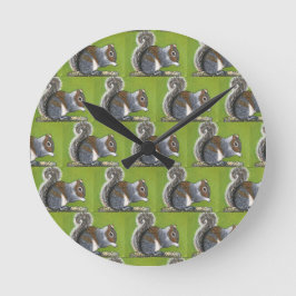 Grå ekorre klocka