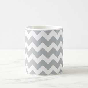 Grå färg- och vitsparrerand kaffemugg