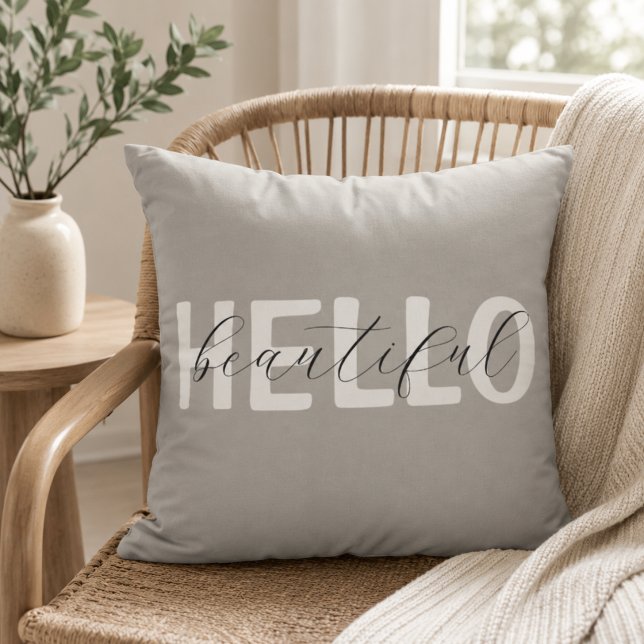 Grå "Hello Beautiful" Personlig Kudde (Skapare uppladdad)
