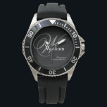 Grå Monogram Vit Namn Klassisk Rugged Bröllopsbest Armbandsur<br><div class="desc">Hedra din bröllopsvittne med denna robusta rostfria stålklocka med en djärv svart urtavla och mörkgrått urhus. Designen visar en elegant ljusgrå monogram tillsammans med "Bröllopsvittne" och bröllopsdatum i en manlig stil, kompletterad med ett namn i vitt för en personlig och iögonfallande look. Uppdatera enkelt namn, initialer och datum för att...</div>