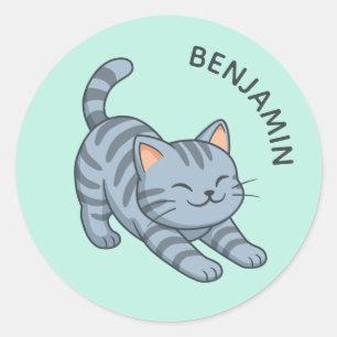 Grå Tabby Katt som sträcker sig Grön Anpassat Namn Runt Klistermärke