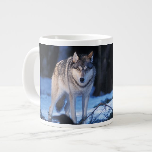 grå varg, Canis lupus, i förbergen Jumbo Mugg (Framsida vänster)