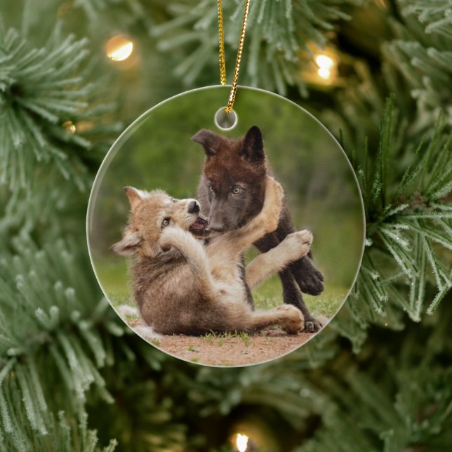 Grå vargvalpar bryter julgransprydnad keramik (Träd)