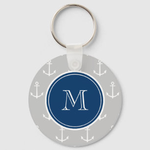 Grå vit ankrar mönster, marinblå Monogram Nyckelring