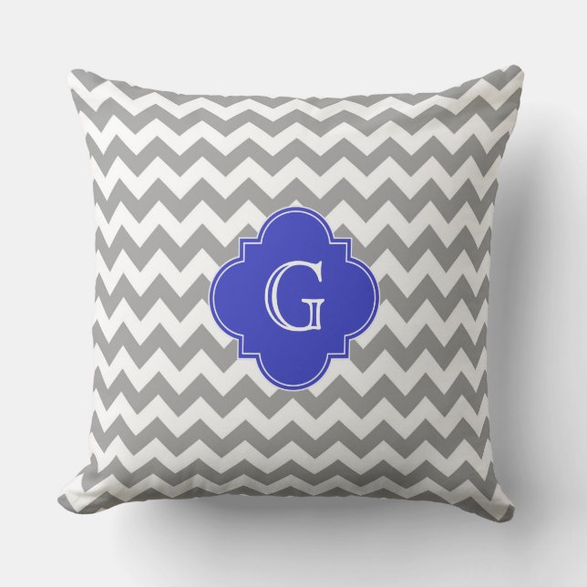 Grå Vit Chevron Koboltblå Fyrklöver Monogram Kudde (Framsida)