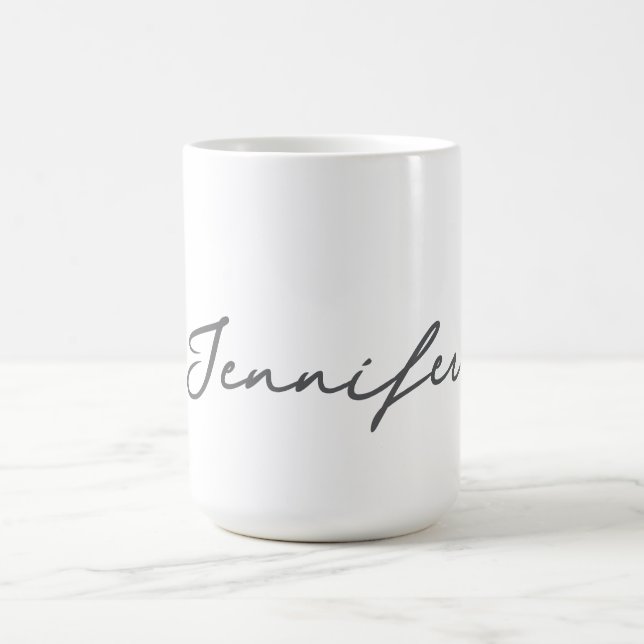Grå Vit Modern Minimalistisk Handskriven Namn Kaffemugg (Center)