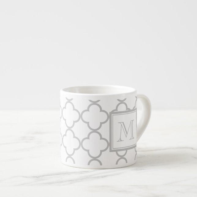 Grå vit Quatrefoil | din Monogram Espressomugg (Framsida höger)