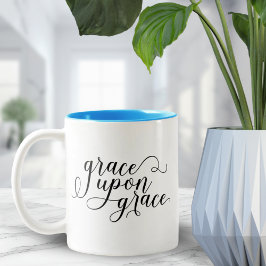 Grace On Grace Christian Quote Encouraging Gift Två-Tonad Mugg
