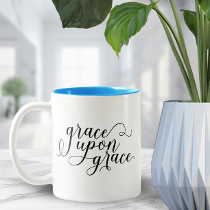 Grace On Grace Christian Quote Encouraging Gift Två-Tonad Mugg