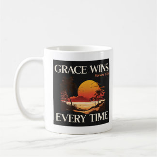 Grace vinner varje gång - ROMANS 5:20 Kaffemugg
