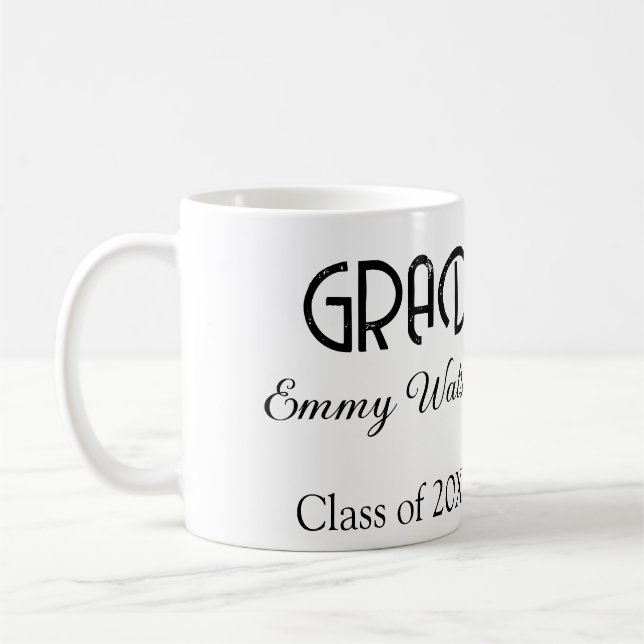 Grad bold letter graduation name class of 20XX sim Kaffemugg (Vänster)