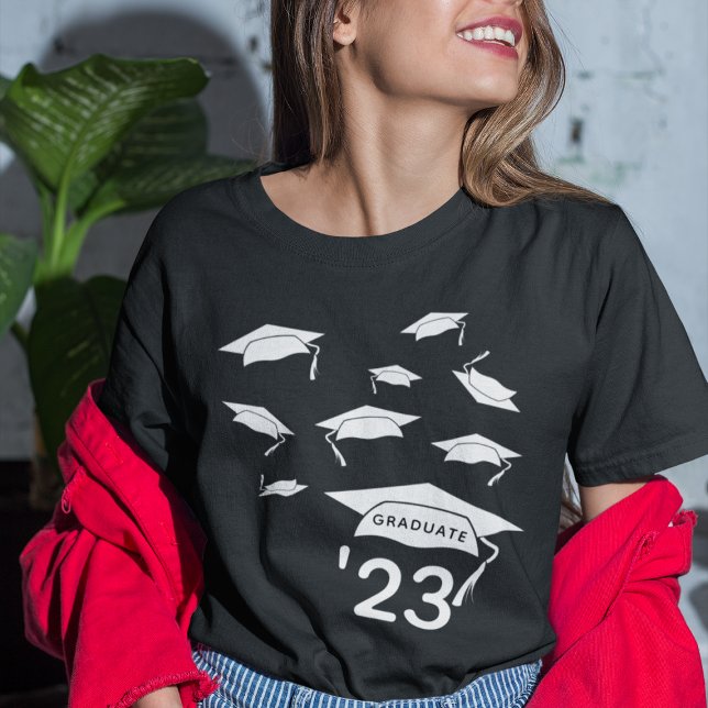 Grad Cap Confetti-klass i "25 Student T Shirt (Skapare uppladdad)