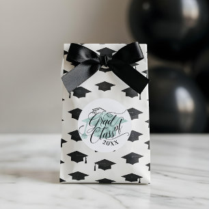 Grad Cap för svart elegant Grönt Typografisk Runt Klistermärke