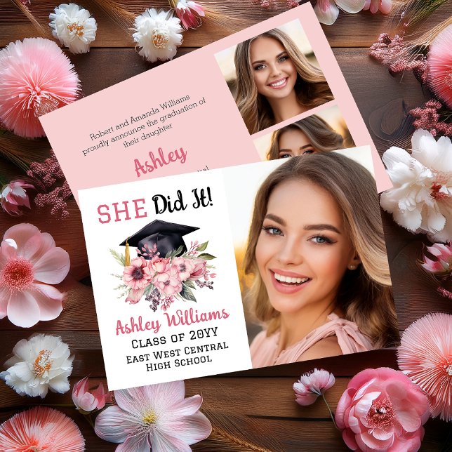 Grad Cap och Rosa Blommigt 3 Foto Hon gjorde det Meddelande (Grad Cap and Pink Floral Swag Bouquet 3 Photo Collage "SHE Did It!" Graduation Announcement)