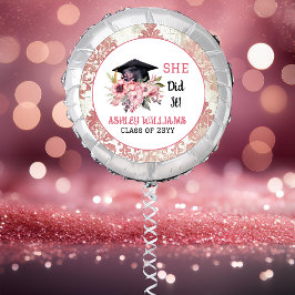 Grad Cap och Rosa Blommigtar...