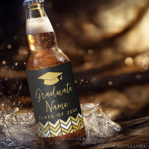 Grad Namn-skript med sockel - svart Guld Studenten Ölflaska Etikett