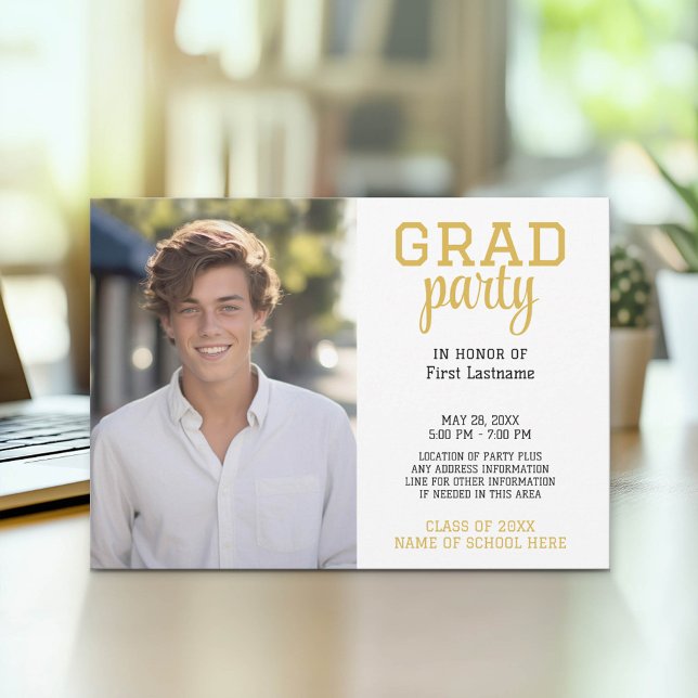Grad Party med Lodrät Photo Classic Studenten Inbjudningar (Graduation Party Invitation with Photo)