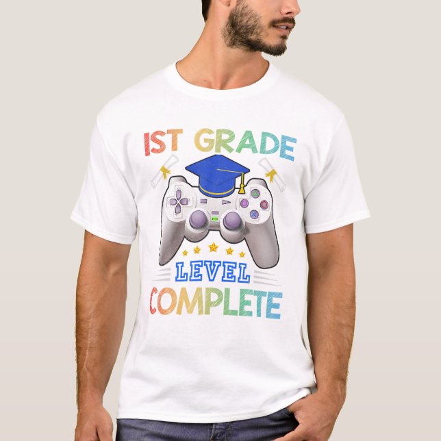 Grade Level Complete Gamer T Shirt (Framsida)
