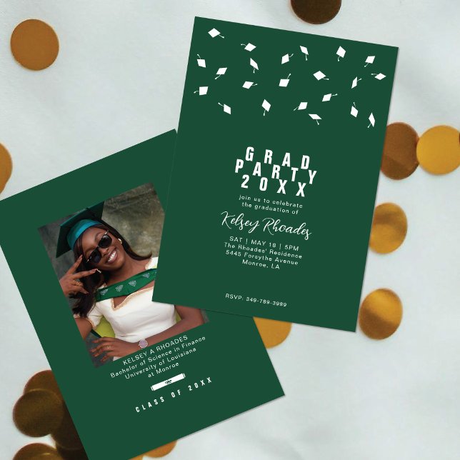 Graduation Cap Toss Green & White Grad Party Inbjudningar (Skapare uppladdad)