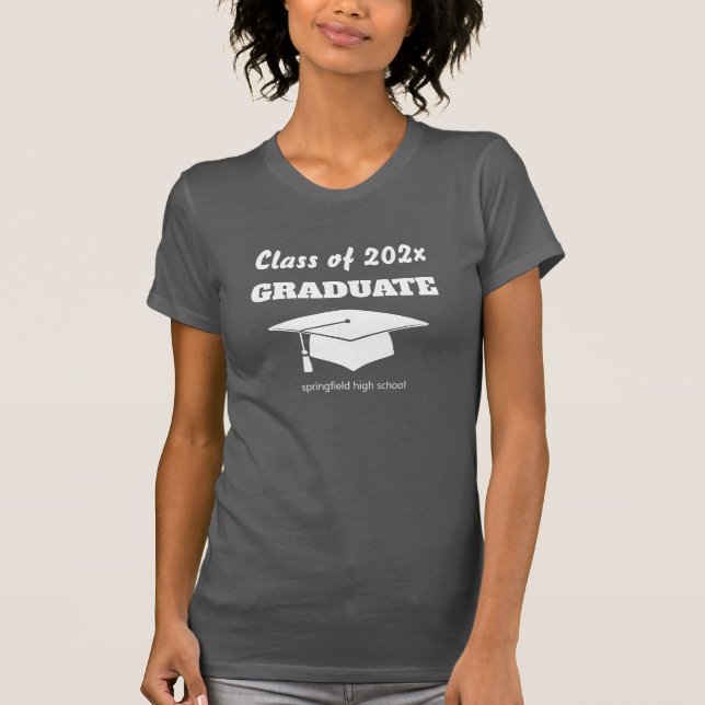 Graduation Celebration Class White Hat Class Year T Shirt (Framsida)