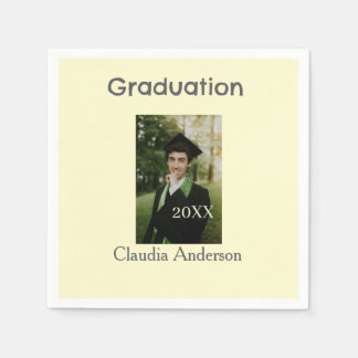 Graduation photo class year yellow gray pastel gra pappersservett