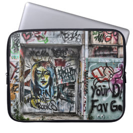 Graffiti Coola Modern Urban Street Art Laptop Fodral