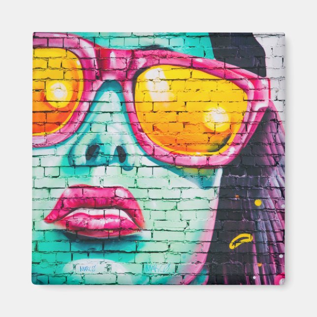 Graffiti Girl street art pop teal rosa gult Magnet (Framsidan)