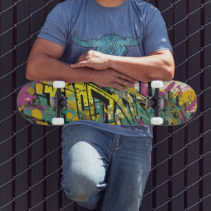 Graffiti i magenta och gult mini skateboard bräda 18,5 cm