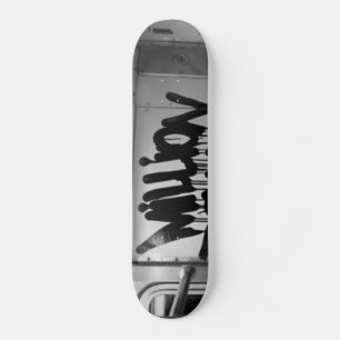 GRAFFITI MILLION MÄRKRE SKATEBOARD DECK