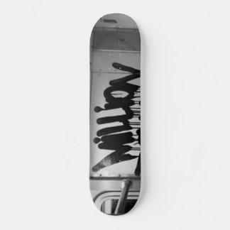 GRAFFITI MILLION MÄRKRE SKATEBOARD DECK