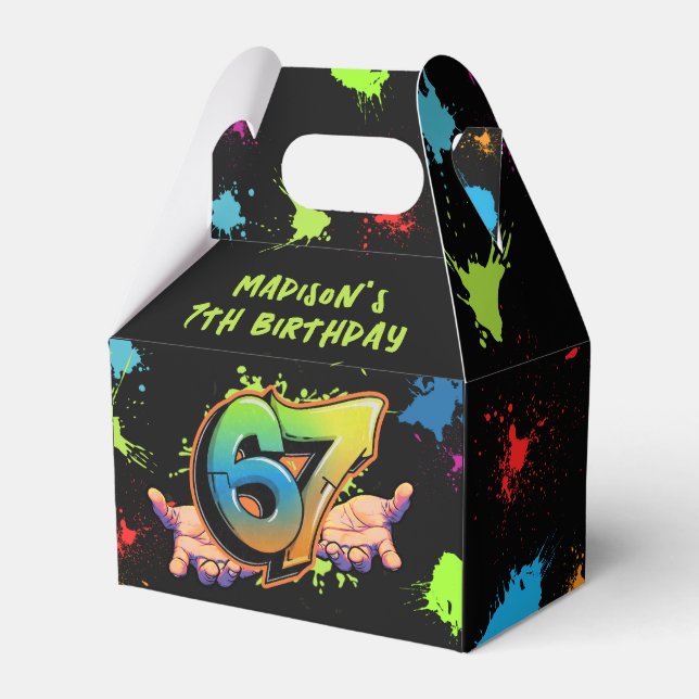 Graffiti Six Seven Birthday Favor Box Presentaskar (Framsidan Sidan)