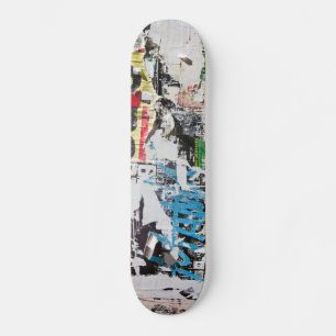 Graffiti skateboards affiches déchirées