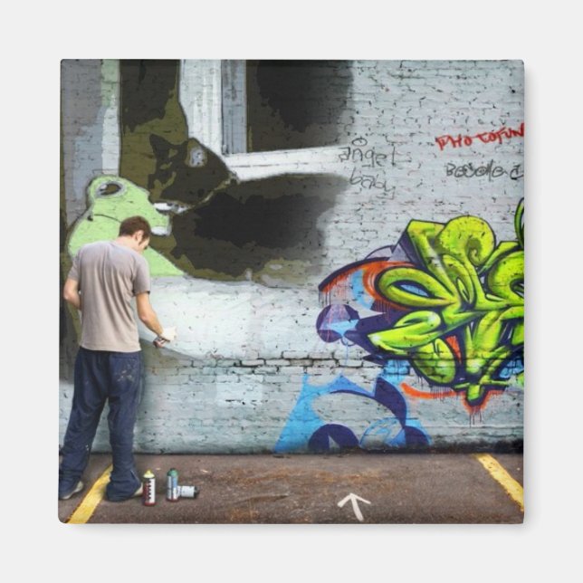 Graffiti Wall Lucy Magnet (Framsidan)