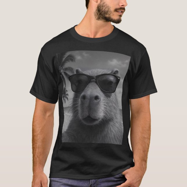 Grafik av kapybara Beach Selfie Sunglasses T Shirt (Framsida)