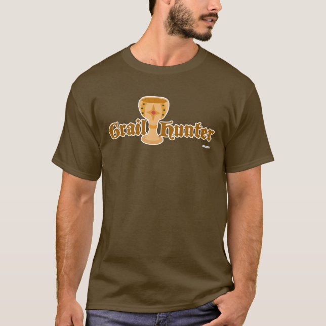 Grail Hunter Roligt Collector Motto Art Slogan T Shirt (Framsida)